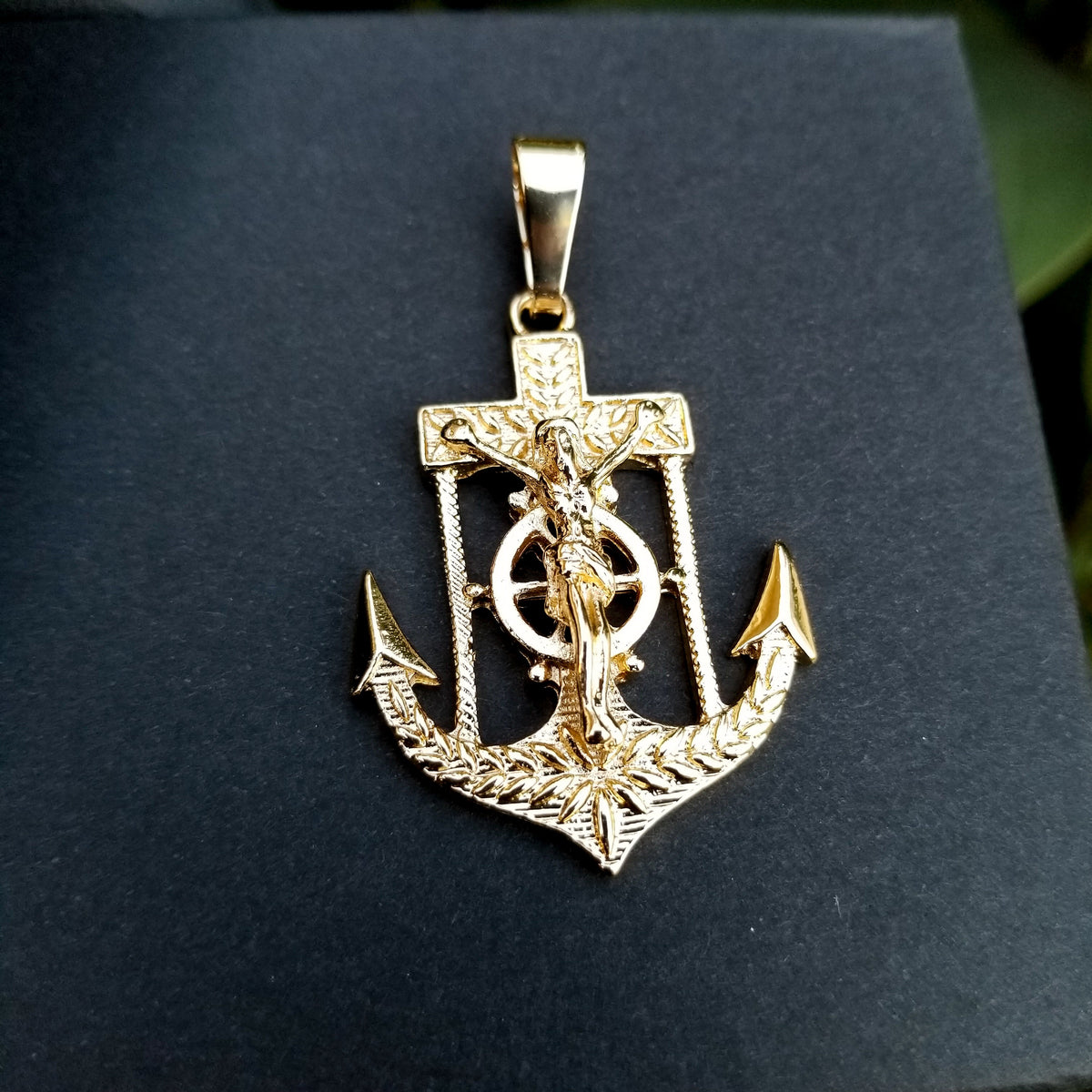 Jesus Anchor Pendant - Gold